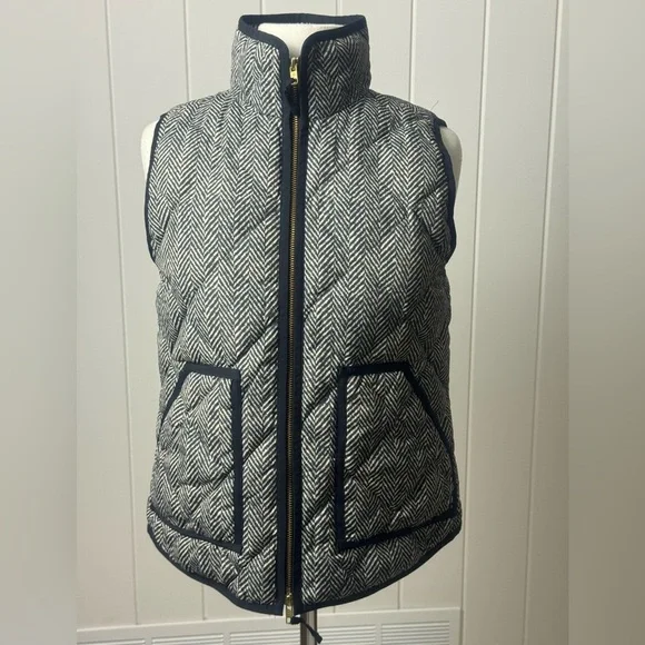 J.Crew Herringbone Quilted Puffer Vest – Black/Cream, Women’s S (Down Fill) - Picture 2 of 8